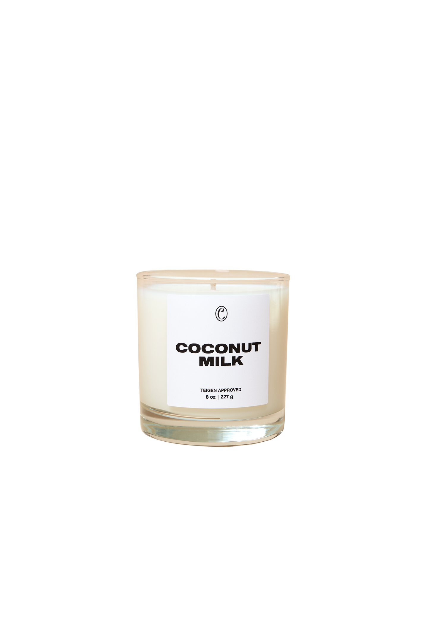 Cravings by Chrissy Teigen: Simmer Down Scented Candle in Coconut Milk